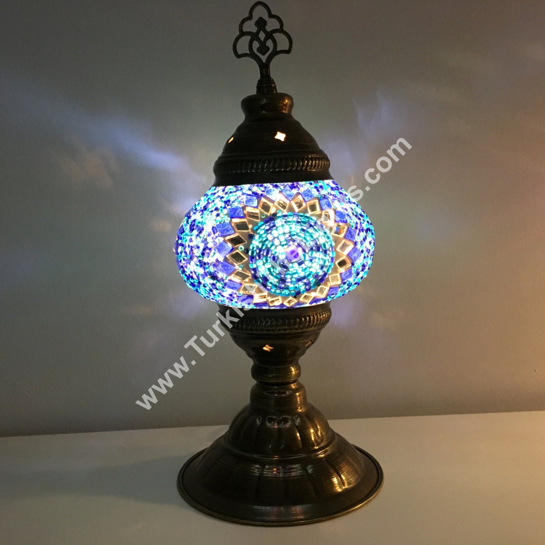 Online Turkish desk lamp